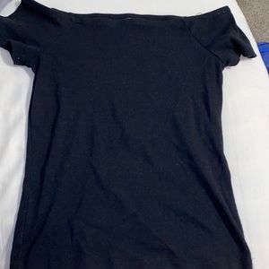 womens black tshirt